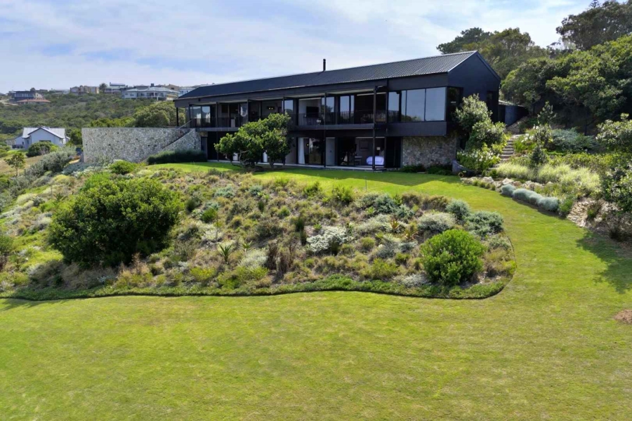 4 Bedroom Property for Sale in Stilbaai Wes Western Cape